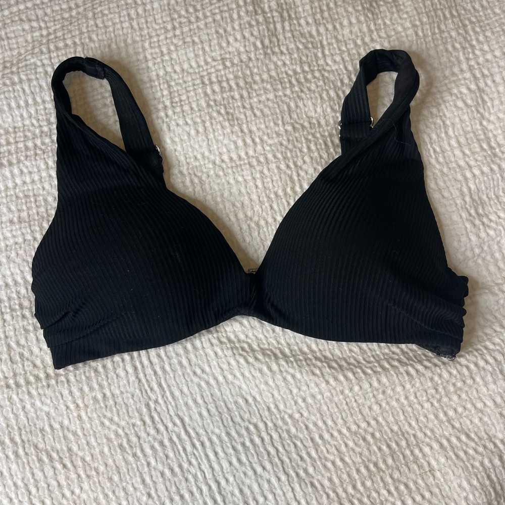 H&M bathing suit top